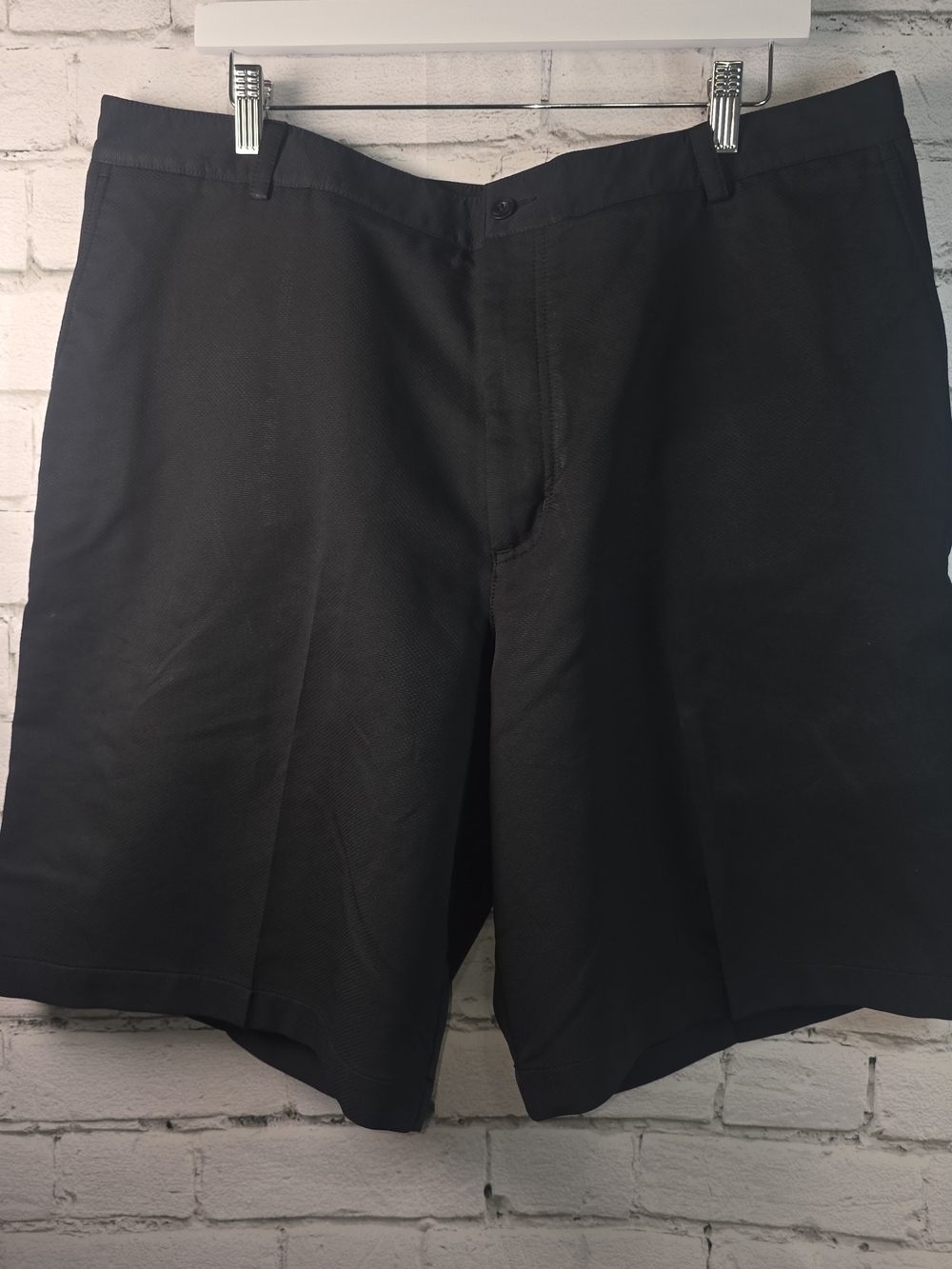 NIKE GOLF SHORTS BLACK FLAT FRONT FITDRY ATHLETIC SPORTY CASUAL MENS 40 EUC